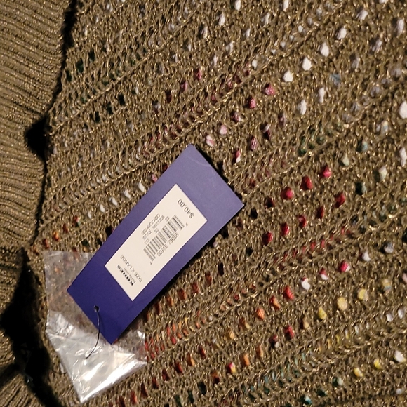 Sweater - Picture 3 of 3